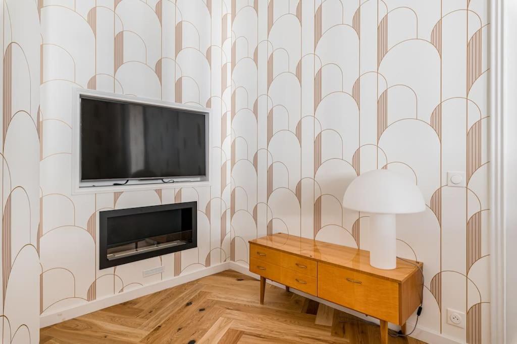 Beige Hospitalite - Apotheose Luxueux- 3 Chambres - Parking Prive 圣艾蒂安 外观 照片