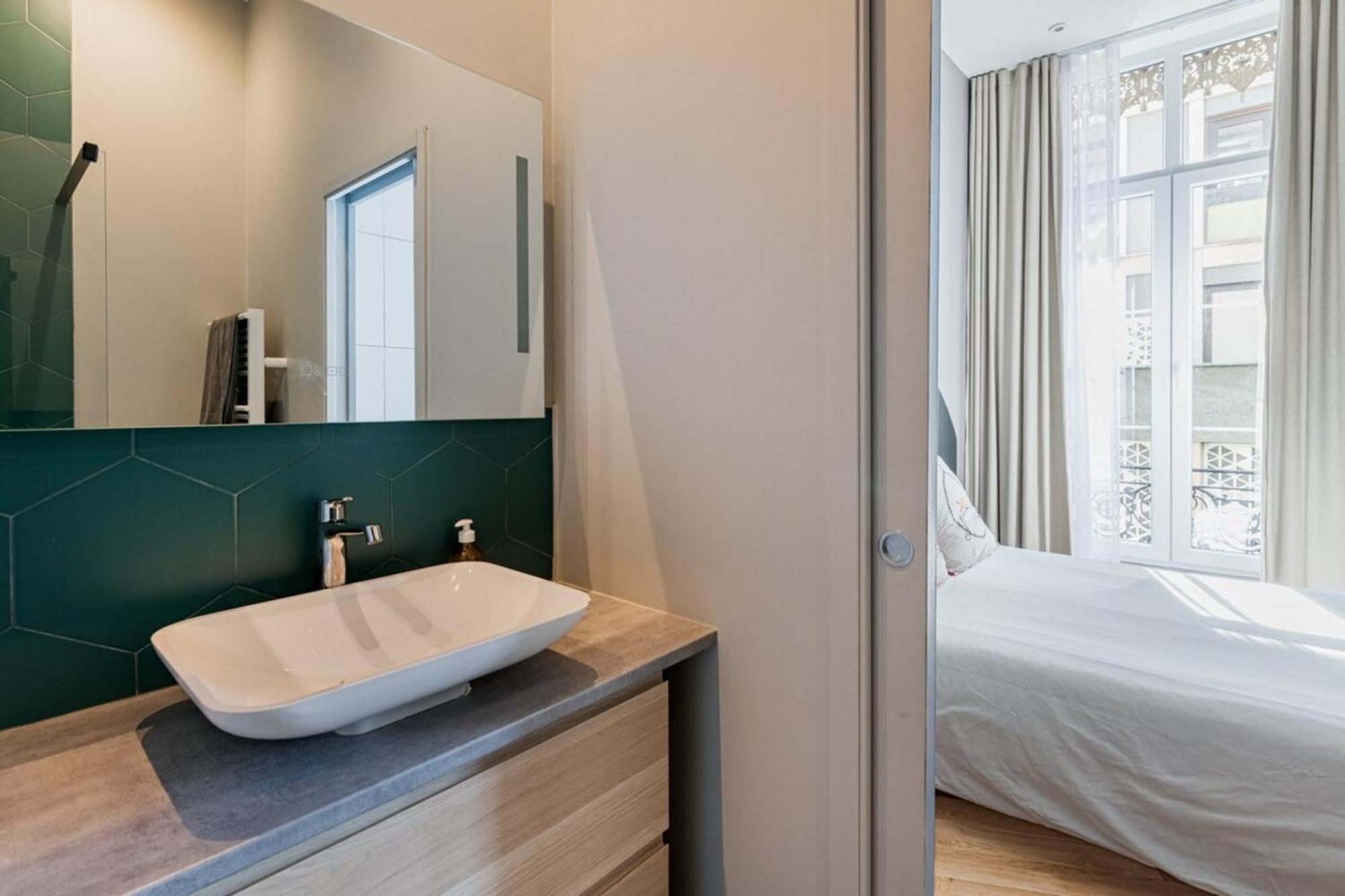 Beige Hospitalite - Apotheose Luxueux- 3 Chambres - Parking Prive 圣艾蒂安 外观 照片